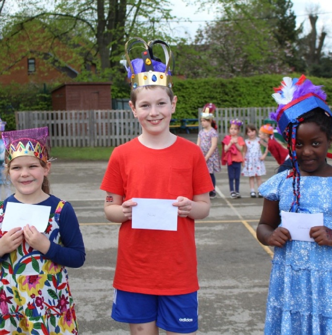 News » Crescent's Coronation Celebrations